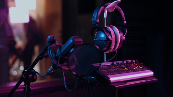 Curso de Radialista e Sonoplastia – Projeto Favela in Concert